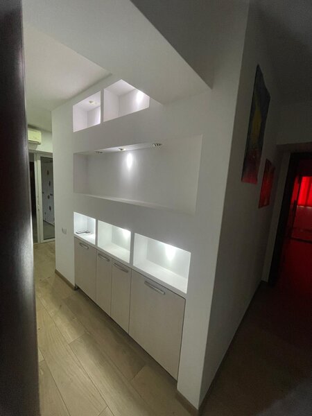 Apartament  4 camere  Mega Mall